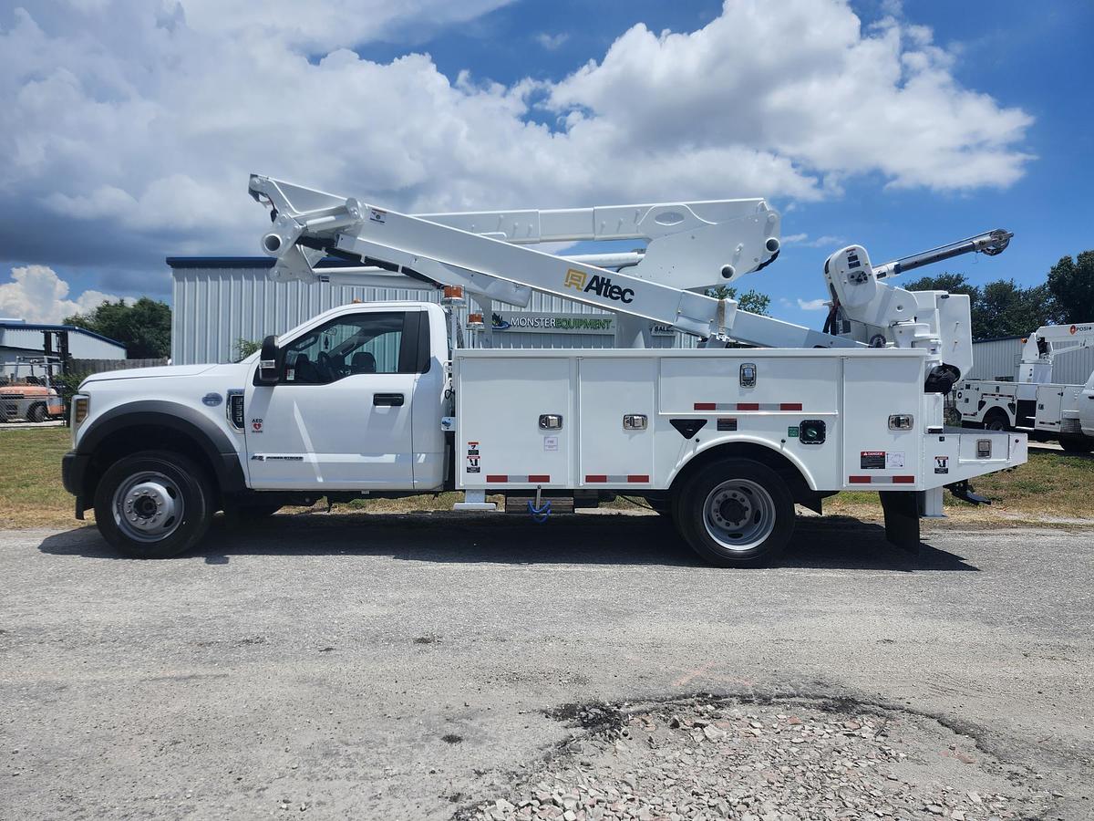 Used 2019 Altec AT48M Bucket Boom on a 2019 Ford F550 4x4 Regular Cab Utility Truck - 15672