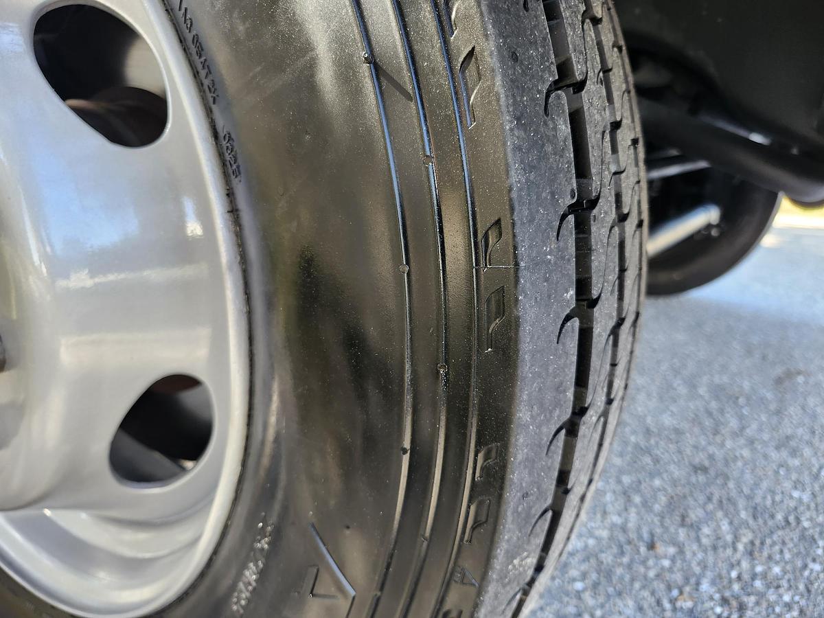 Used Altec AT41M Bucket Boom on 2019 Ford F550 4x4 Reg Cab Service Truck - 15762