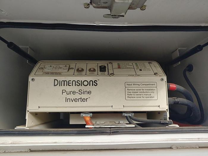 Used Altec AT40M, 45 ft, Articulating & Telescopic Material Handling Bucket Boom on 2016 Ford F550 Reg Cab Utility Truck - 41852