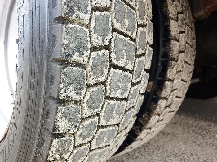 Used Altec AT41M Bucket Boom on 2018 Ford F550 4x4 Reg Cab Utility Truck - P04802