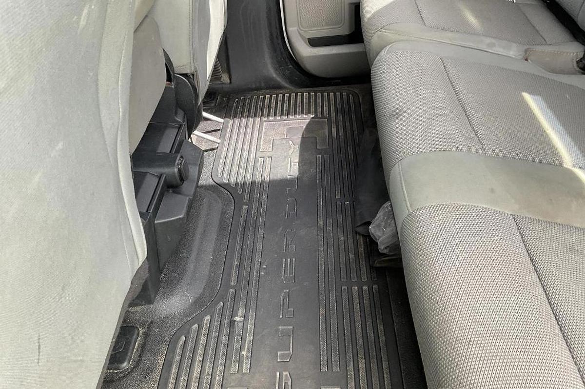 Used Altec AT41M Bucket Boom on 2019 Ford F550 4x4 Crew-Cab Bucket Truck - 96965