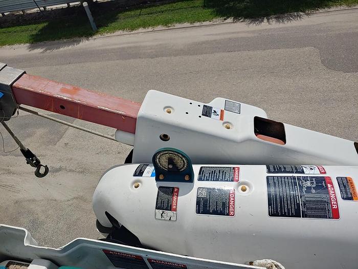 Used Altec AM55-MH, Over-Center Material Handling Bucket Truck rear mounted on 2017 Freightliner M2 106 - PF3147