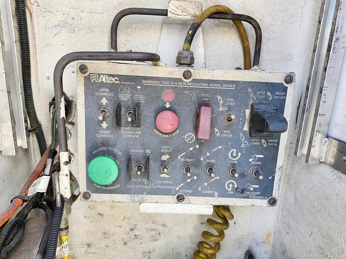 Used Altec T40P Cable Placer on 2018 Ford F750 Reg Cab Utility Truck - 05473