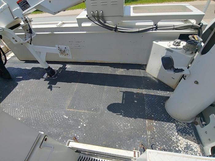 Used 2015 Ford F550 Altec AT40M, 45 ft Material Handler Bucket Truck