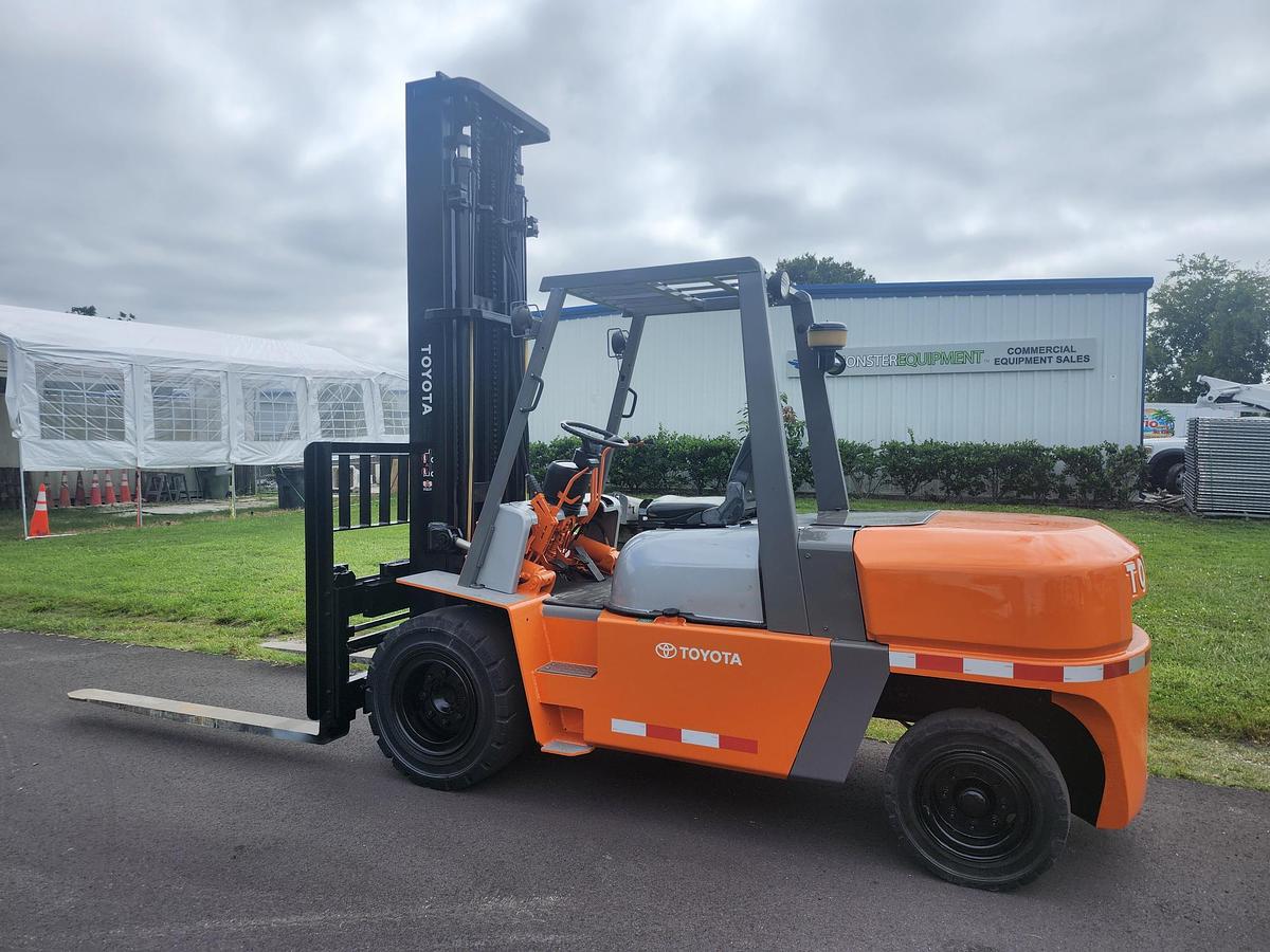 Used 2002 Toyota 6FDAU50 9600 lb Forklift Truck - DAU50-1