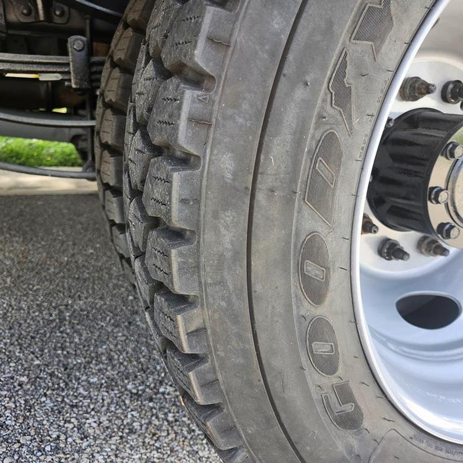 Used Altec AT235P Cable Placer on 2017 Ford F550 Utility Truck - 91911