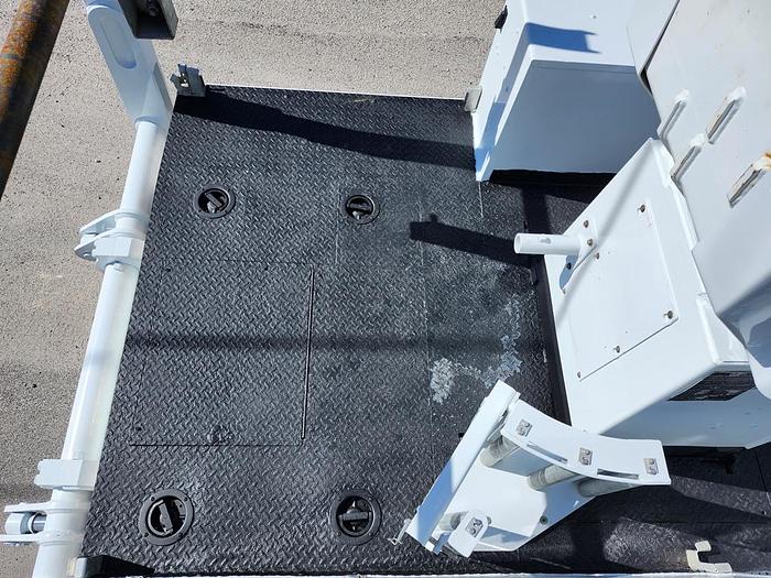 Used Altec T40P Cable Placer on 2018 Ford F750 Reg Cab Utility Truck - 05473