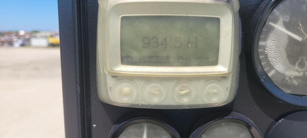 Used 2010 TSE PTV100-72 72in Bullwheel V-Groove Puller Tensioner - M68073