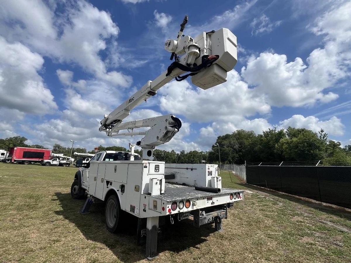 Used 2019 Altec AT48M Bucket Boom on a 2019 Ford F550 4x4 Regular Cab Utility Truck - 15672
