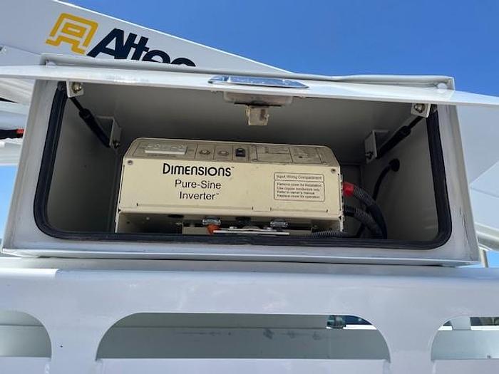 Used Altec AT40M 45ft Bucket Boom on 2016 Ford F550 4X4 Reg Cab Utility Truck - C41868