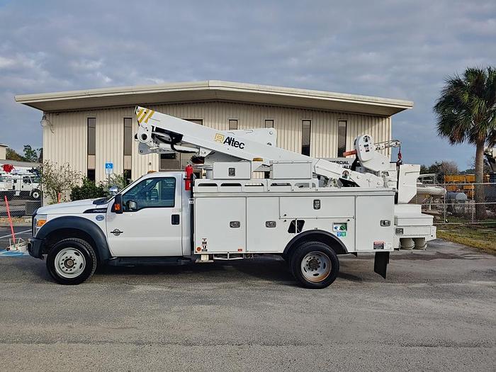 Used Altec AT40M, 45 ft, Articulating & Telescopic Material Handling Bucket Boom on 2016 Ford F550 Reg Cab Utility Truck - 41852