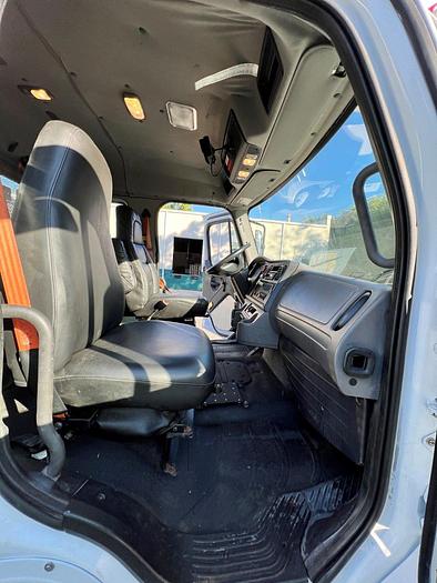 Used Terex HR52-MH Bucket Boom on 2013 Freightliner M2-106 Reg Cab Utility Truck - RD6537