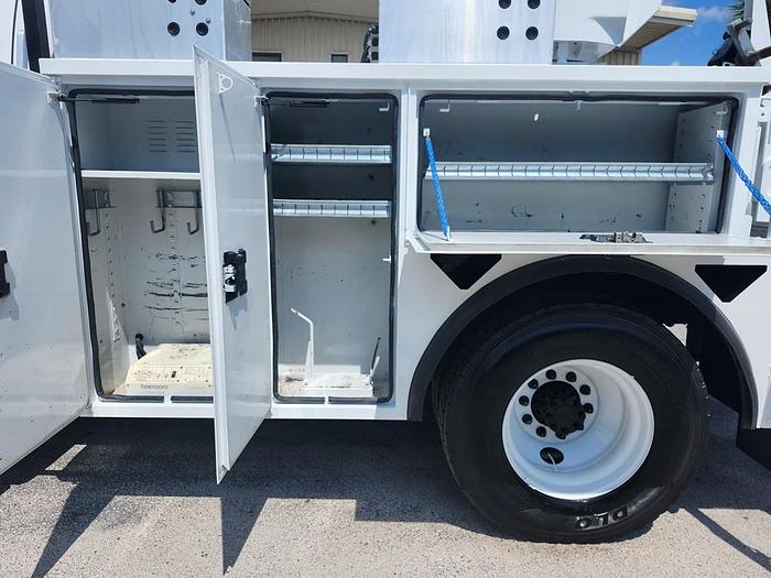 Used Altec AT40P Cable Placer on 2015 Ford F-750 XL Non-CDL Reg Cab Utility Truck - 75335