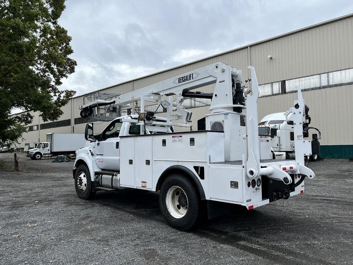 Used 2018 Ford F750 Reg Cab Utility Reel Truck - R08356
