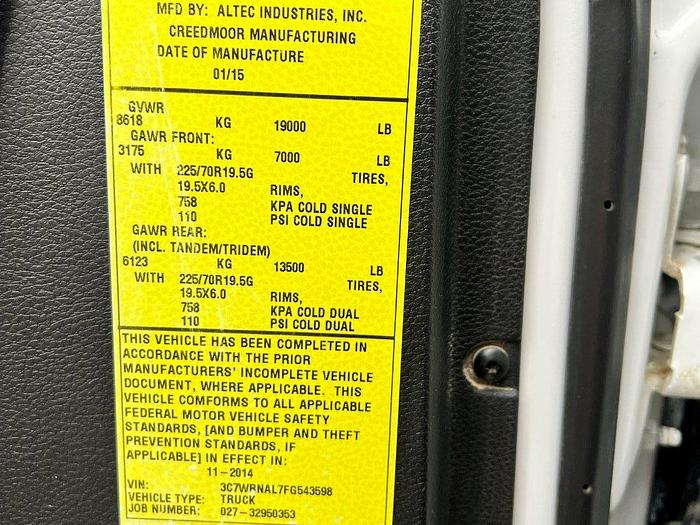 Used Altec AT36M Bucket Boom on 2015 Ram 5500 4x4 Reg Cab Utility Truck - R43598