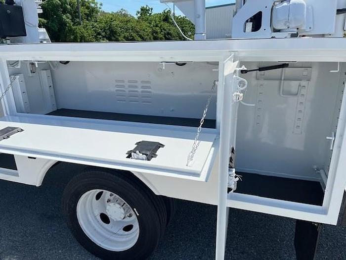 Used Altec AT40G 45ft Articulating Telescopic Boom on 2012 Ford F550 Regular Cab Utility Body - C49716
