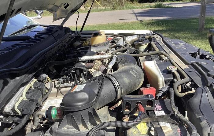 Used Altec AT41M Bucket Boom on 2018 Ford F550 Reg Cab Utility Truck - 99941