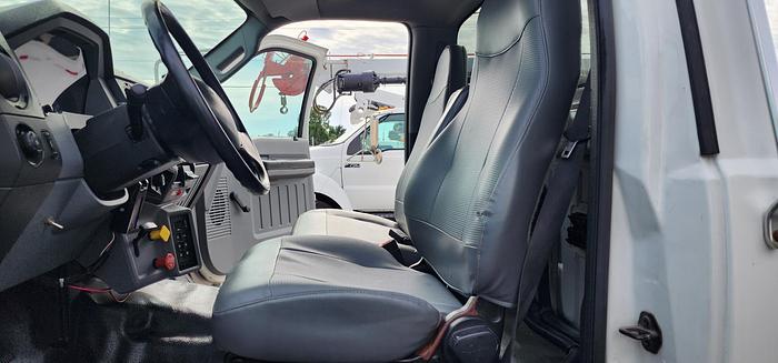 Used Altec AA55 60ft Bucket Boom on 2015 Ford F-750 4x2 Reg Cab Utility Truck - 44765