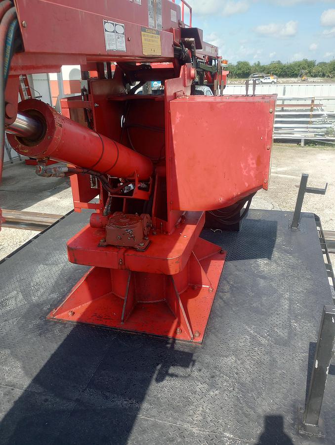 Used 2009 Ford F750 Wilkie 65XRB Sign Crane Truck – M35710