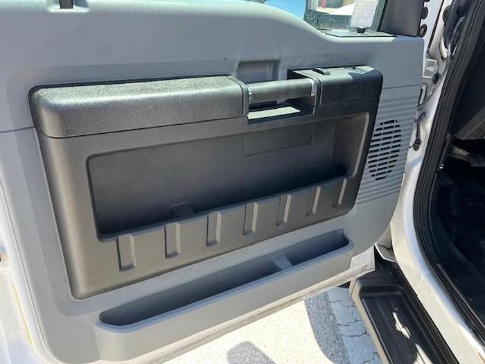 Used Altec AT40M 45ft Bucket Boom on 2016 Ford F550 4X4 Reg Cab Utility Truck - C41868