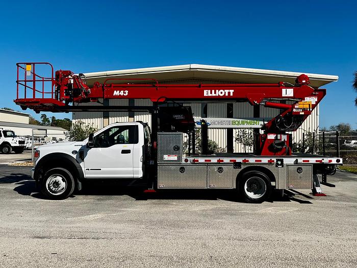 Used Elliott M43R Sign Crane on 2021 Ford F550 4x2 Reg Cab Flatbed Truck - M12904