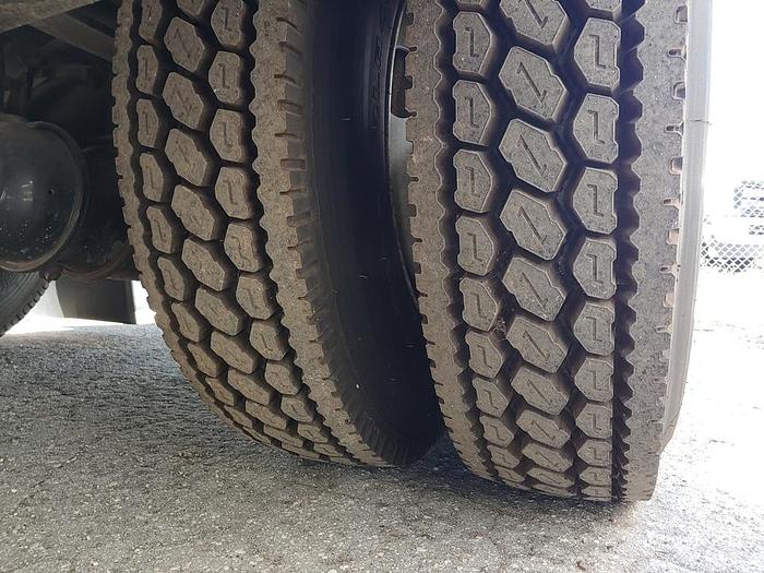 Used Terex Commander C4047 Digger Derrick on 2011 Ford F750 Reg Cab Utility Truck - 96762