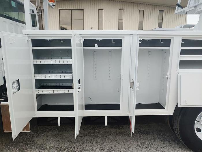 Used Altec DM47BTR Digger Derrick on 2015 Freightliner M2 106 4x4 Reg Cab Utility Truck - C1733