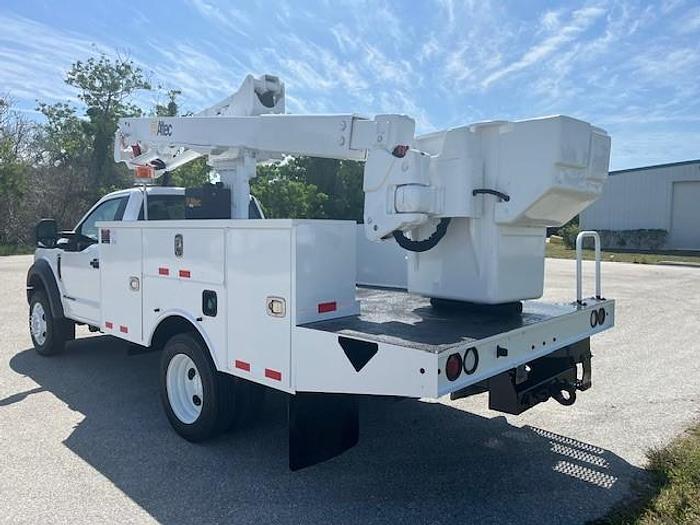 Used Altec AT40G 45ft Bucket Boom on 2017 Ford F550 Reg Cab Utility Truck - C05116