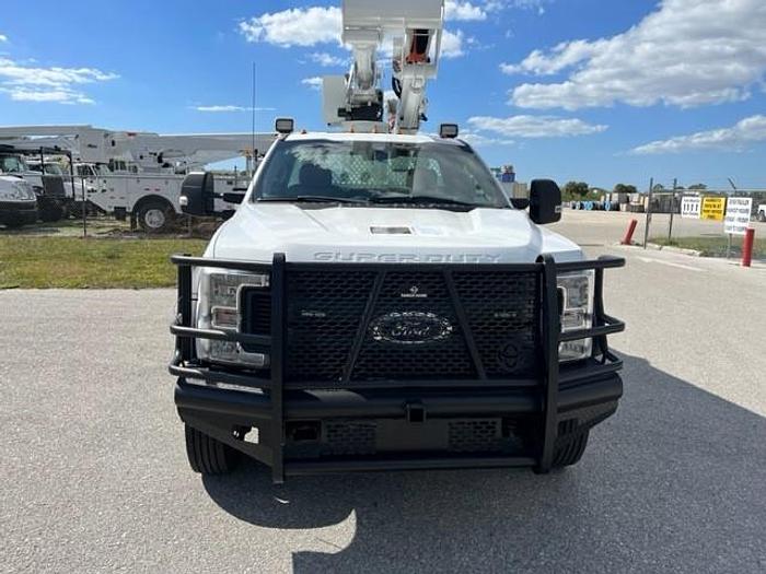 Used Versalift VST-40I 45ft Bucket Boom on 2018 Ford F550 4X4 Reg Cab Utility - C66805