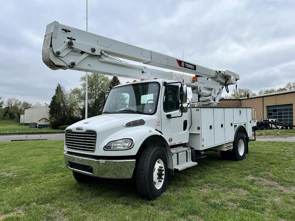 Used Terex HI-Ranger TC-55 Bucket Boom on 2018 Freightliner M2-106 Reg Cab Utility Truck - RX2612