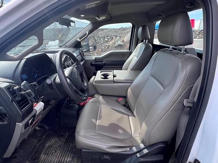 Used Altec AT41M Bucket Boom on 2019 Ford F550 4x4 Reg Cab Utility Truck - M03357