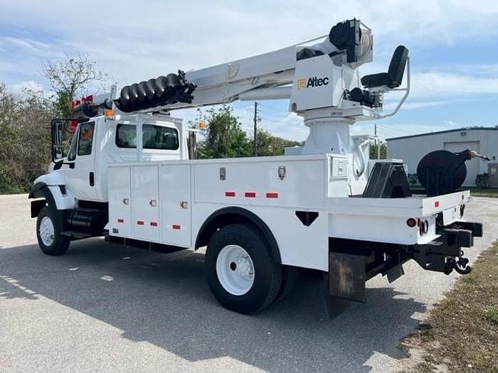 Used Altec DM47-TR Digger Derrec on 2012 International 7300 4x4 Reg Cab Utility Truck – C52937