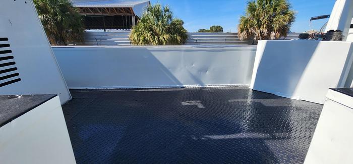 Used Altec AM55-MH Over Center Bucket Boom on 2014 Freightliner M2 106 4x4 Utility Truck - W9313