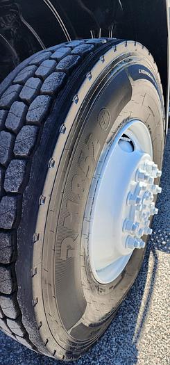 Used Altec AM55-MH Over Center Bucket Boom on 2014 Freightliner M2 106 4x4 Utility Truck - W9313