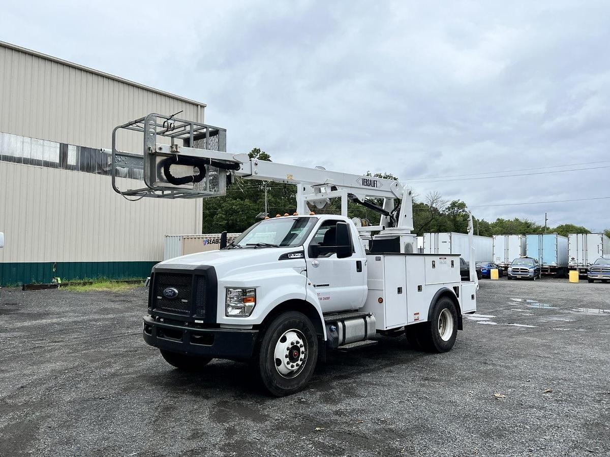 Used 2018 Ford F750 Reg Cab Utility Reel Truck - R08356