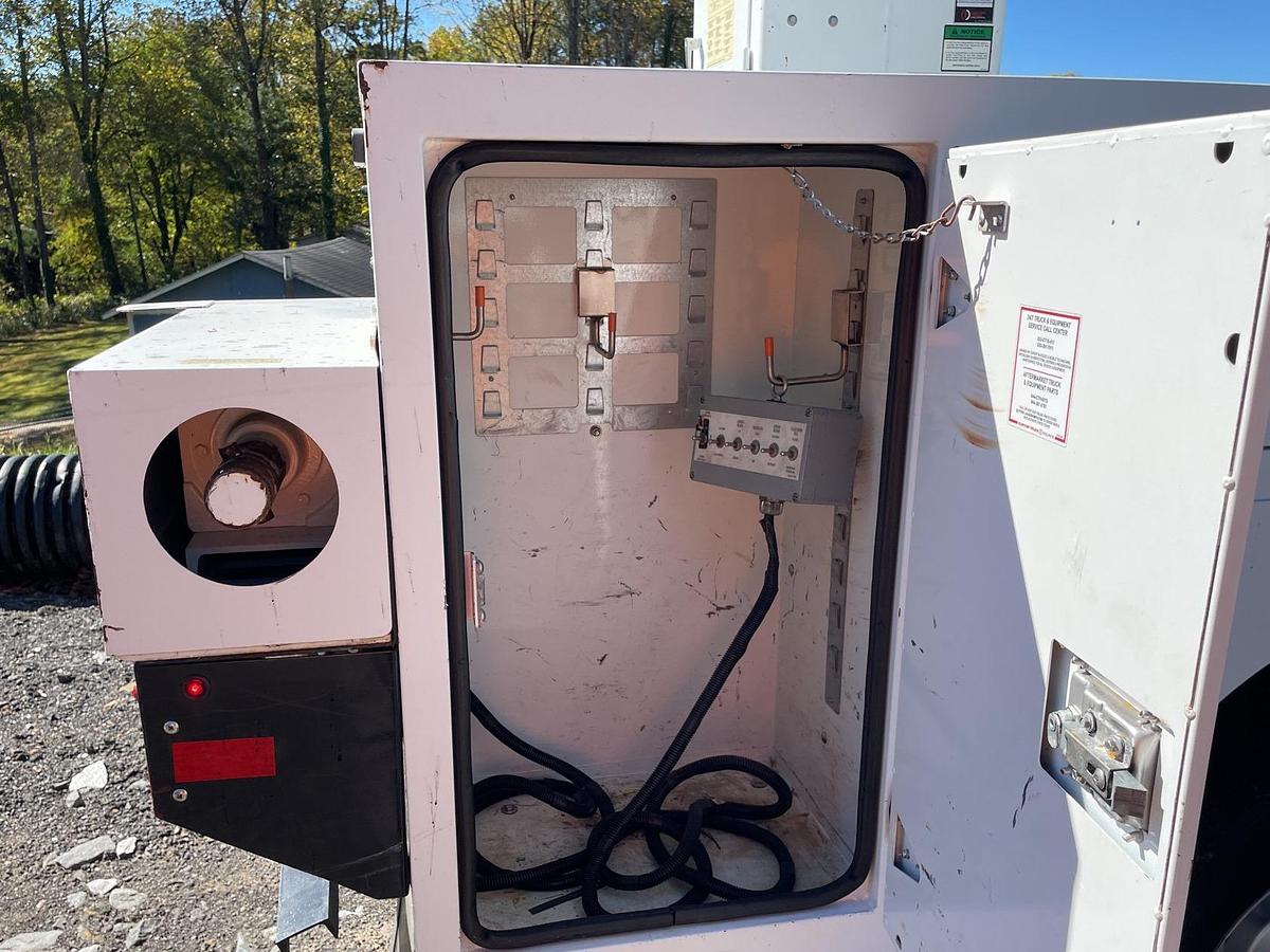 Used Posi-Plus 700-40 34 ft on 2022 Ram 5500 4x2 Cable Placer Bucket Truck - 38321