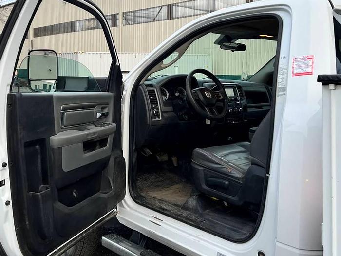 Used Versalift VST-50TN 2019 Ram W5500 Sign Truck - R43889