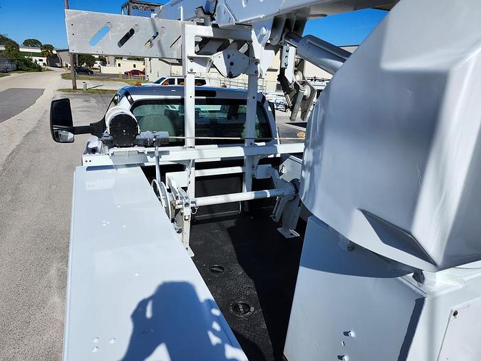 Used Altec T40P Cable Placer on 2018 Ford F750 Reg Cab Utility Truck - 05473