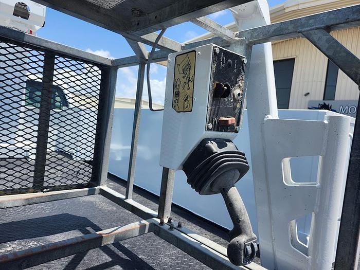 Used Altec AT235P Cable Placer on 2014 Ford F550 4x2 Reg Cab Utility Truck - 81122