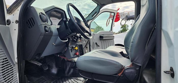 Used Altec AA55 60ft Bucket Boom on 2015 Ford F-750 4x2 Reg Cab Utility Truck - 44765