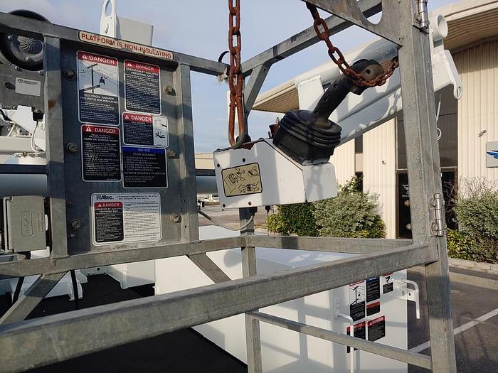 Used Altec AT235P 2015 Ford F550 XL 4x2 Reg Cab Utility Truck - 39692