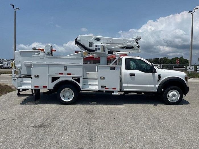 Used Altec AT41M Bucket Boom on 2019 Ford F550 Utility Truck - 57108