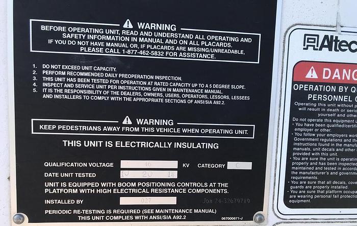 Used 2015 Ford F550 Altec AT40M, 45 ft Material handler Bucket truck