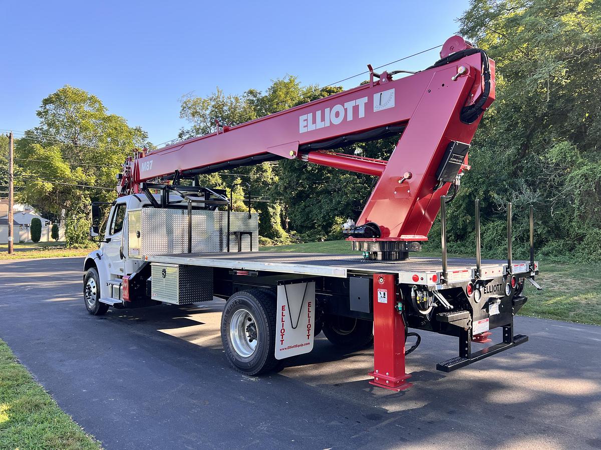 NEW Elliott M87 Sign Crane on a 2025 Freightliner M2106 Reg Cab Flatbed Truck - RE9085