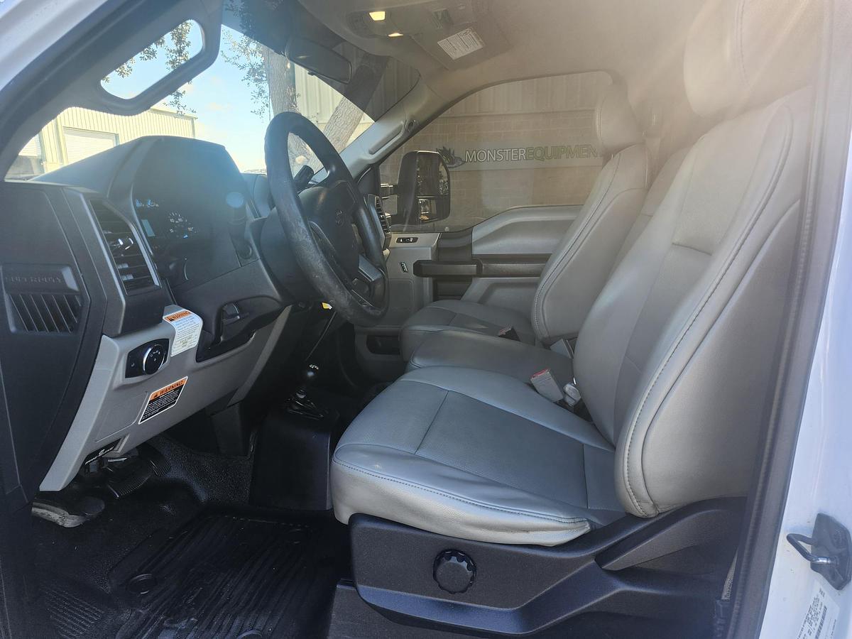 Used Altec AT41M Bucket Boom on 2019 Ford F550 4x4 Reg Cab Service Truck - 15762