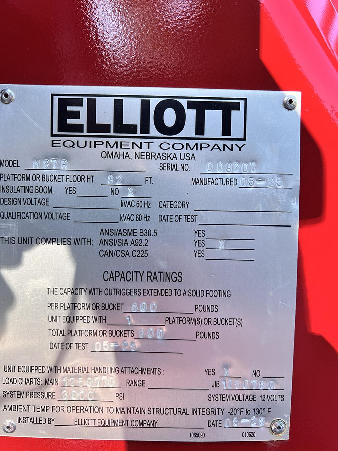 NEW Elliott M87 Sign Crane on a 2025 Freightliner M2106 Reg Cab Flatbed Truck - RE9085