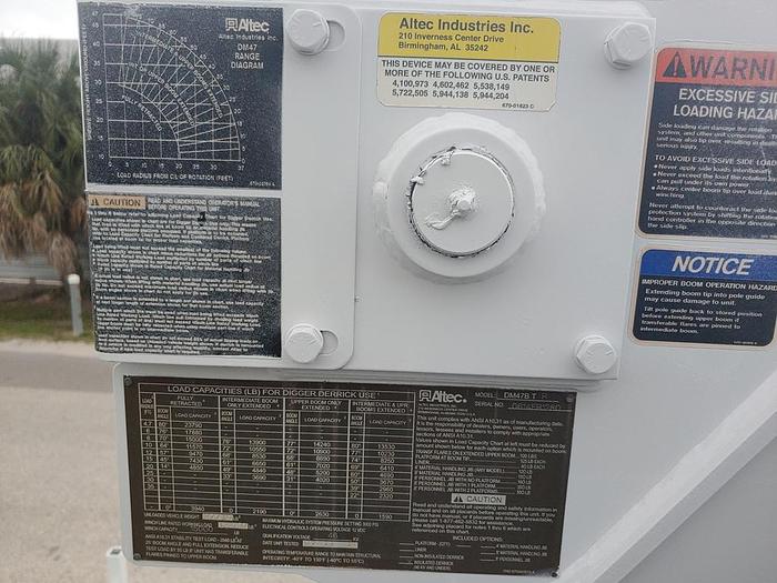 Used Altec DM47BTR Digger Derrick on 2015 Freightliner M2 106 4x4 Reg Cab Utility Truck - C1733