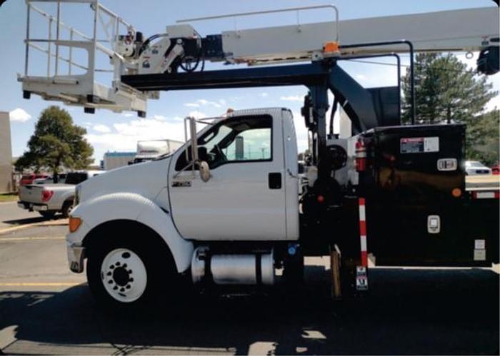 Used Altec LS63 Sign Crane on 2015 Ford F750 Super Duty Reg Cab Flatbed Truck - M20609