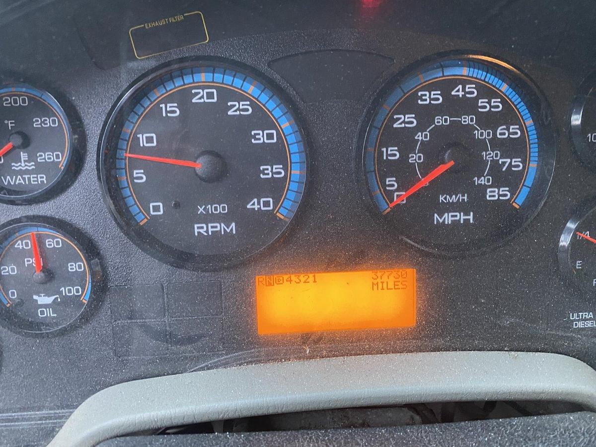 Used Altec DC47-TR Digger Derrick on 2014 International 4300 Reg Cab Utility Truck - M80826