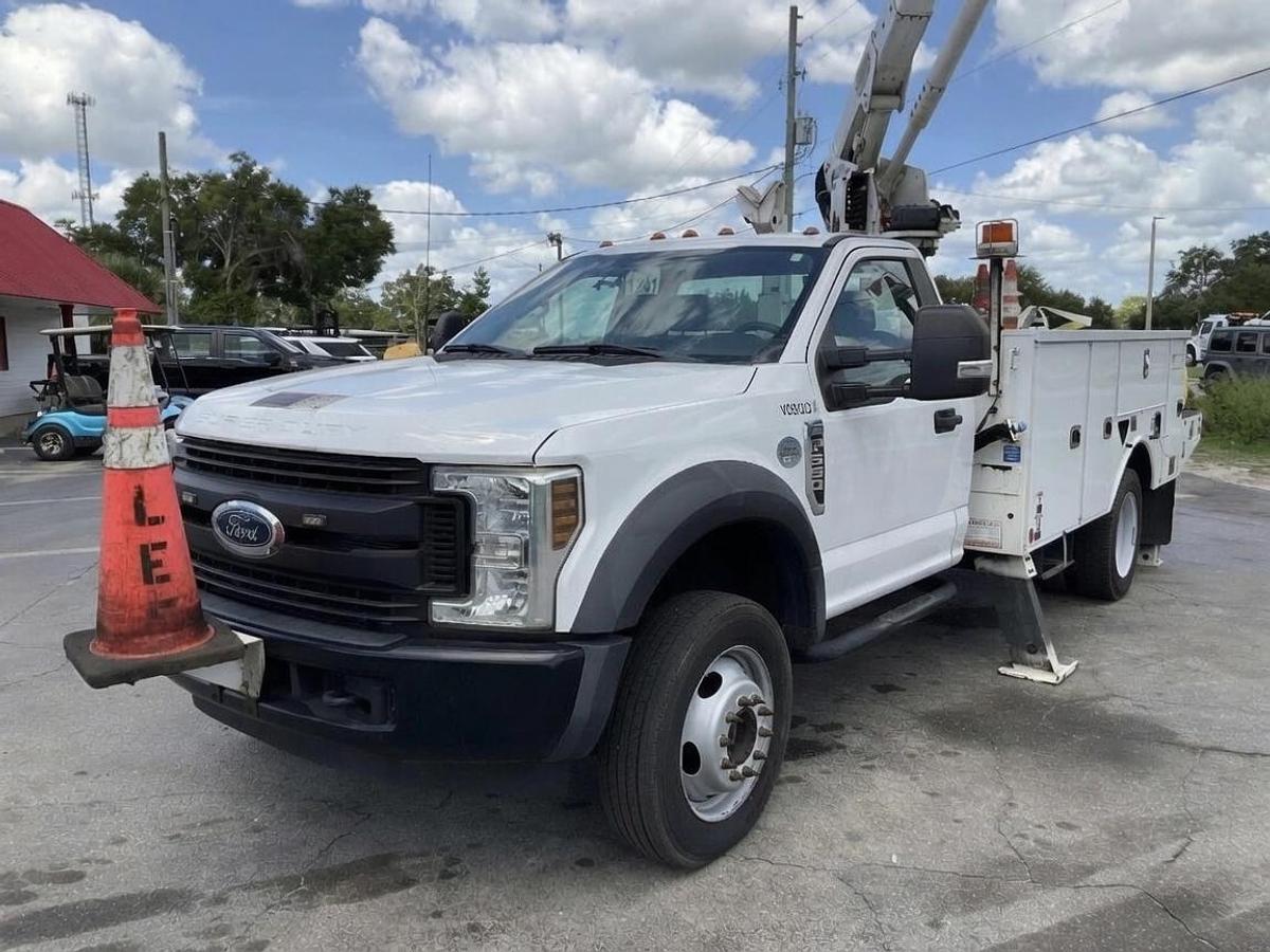 Used 2019 Altec AT48M Bucket Boom on a 2019 Ford F550 4x4 Regular Cab Utility Truck - C10412